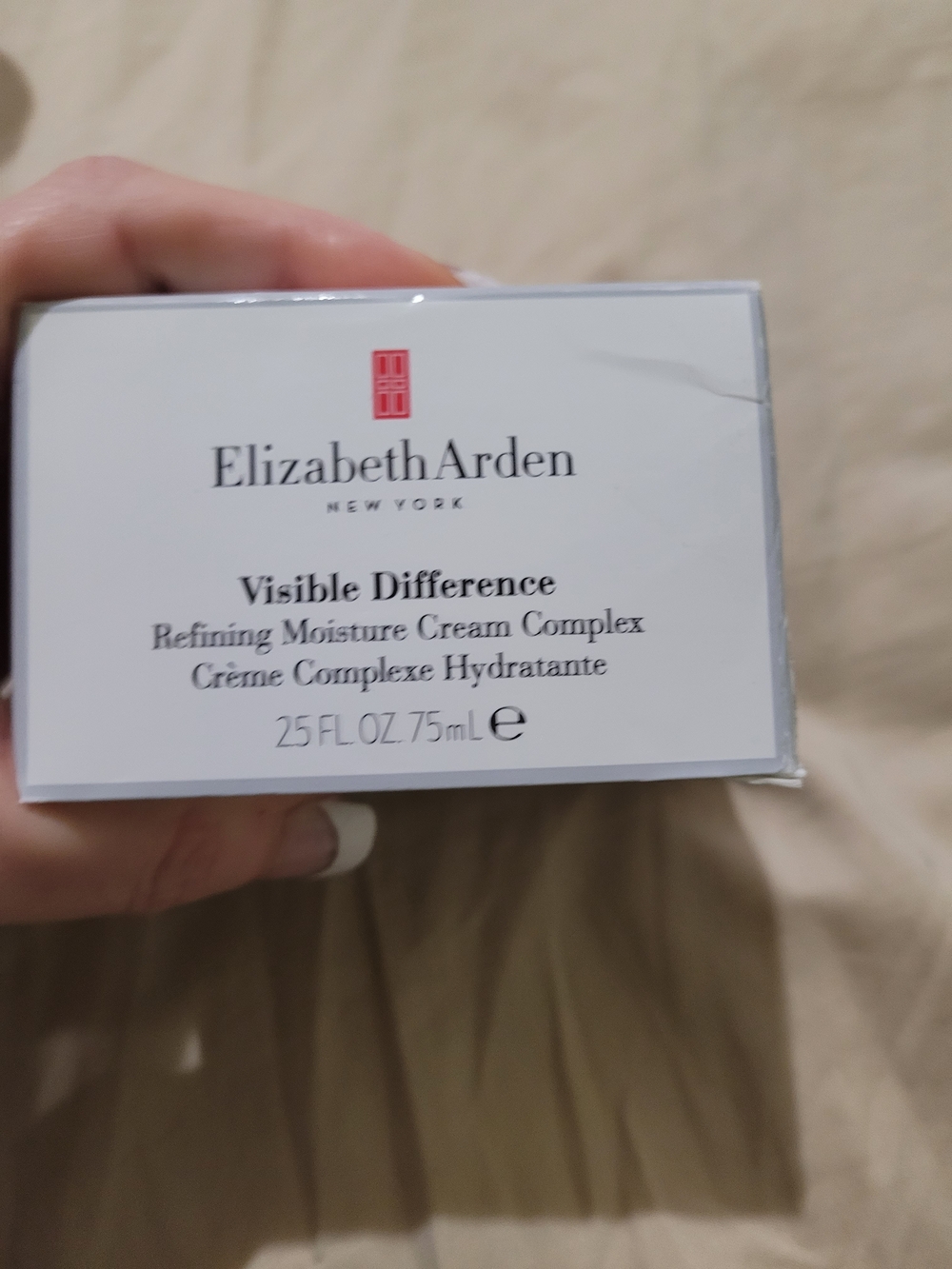 Elizabeth Arden Visible Difference Moisture Cream - White with Red Logo